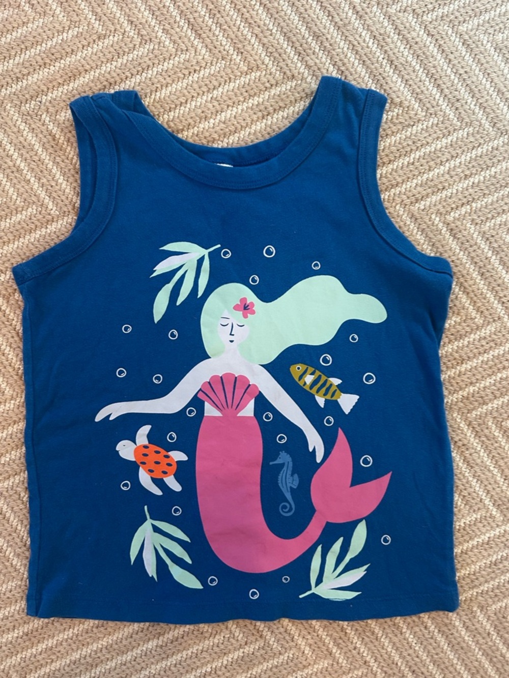 Hanna Andersson Deep Blue Tank with Pink Mermaid Graphic Size 6-7 Like New